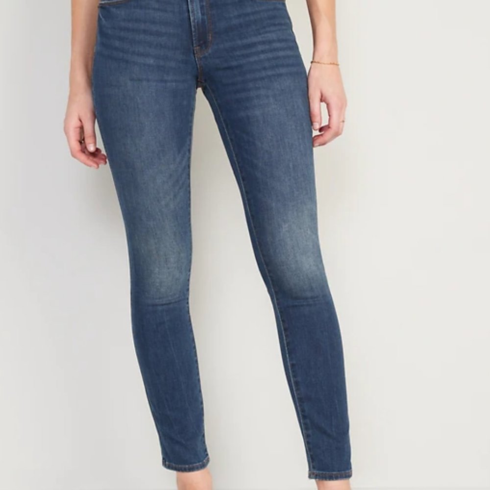 Old Navy Mid-Rise Pop Icon Skinny Jeans